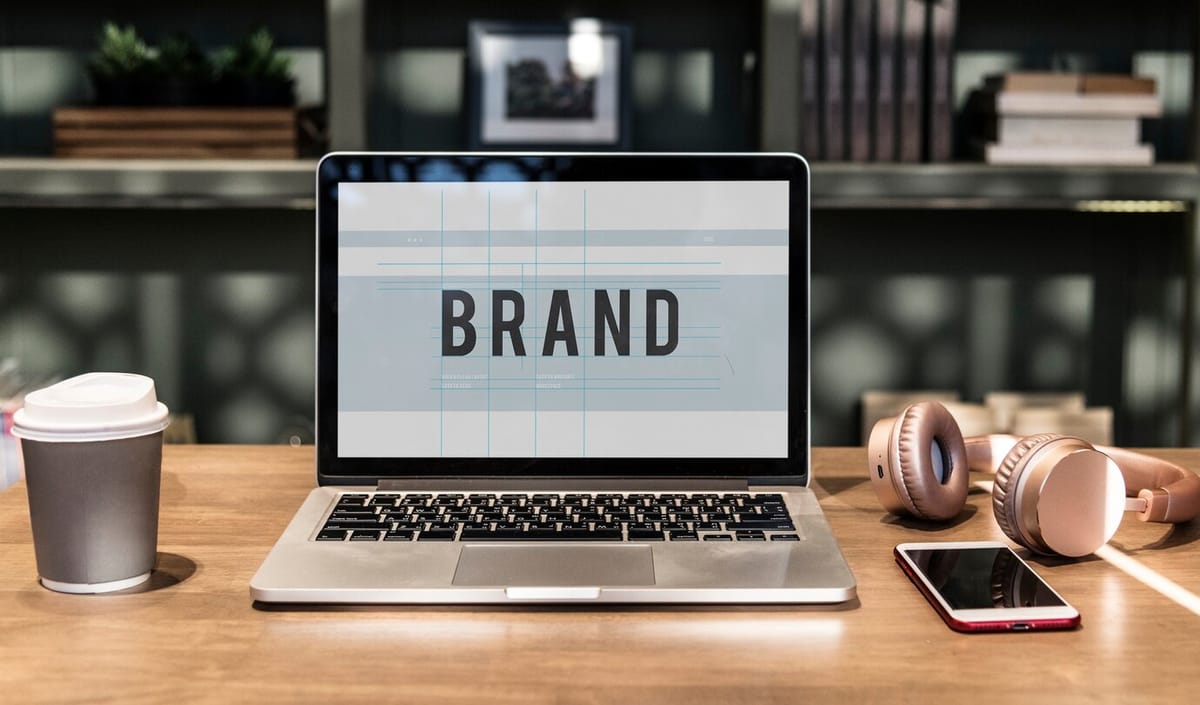 Branding 101: Strategi Membangun Brand yang Dicintai Pelanggan