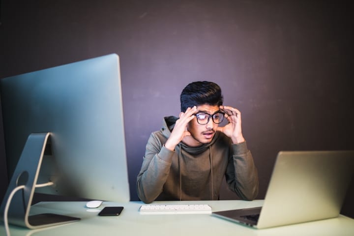 Data vs Realita: Strategi Pemilik Bisnis Cerdas Mengelola Stok Tanpa Drama Operasional