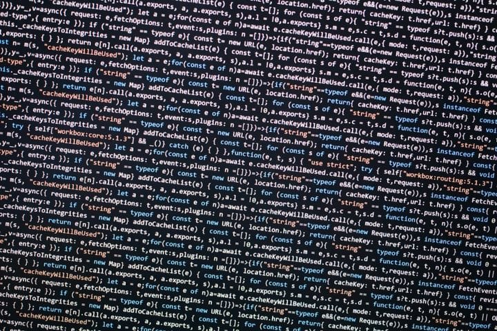 Ilusi Digital: Mengapa Punya Data Stok Saja Tidak Cukup untuk Menyelamatkan Bisnis?