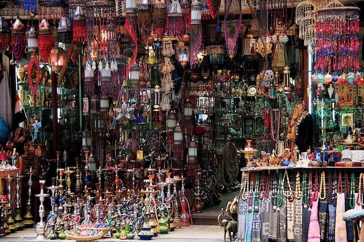 Cara Mencegah Kelebihan Stok Menggerus Keuntungan Bisnis Anda
