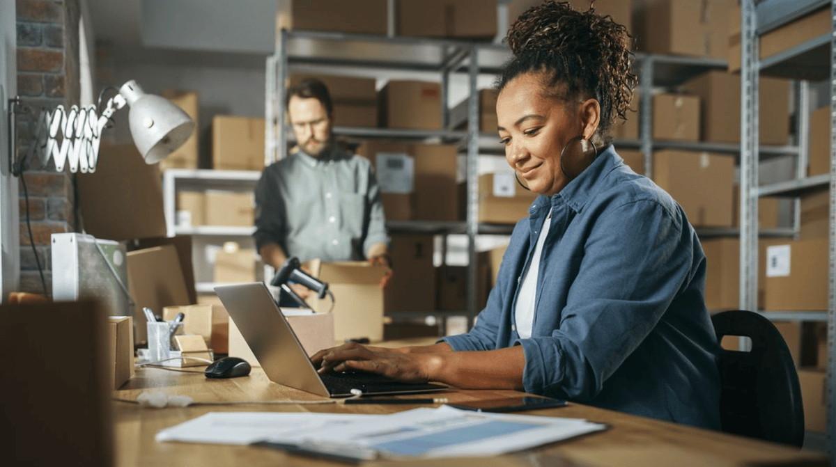 ¡Compara Private Labels y Dropshipping! Consejos para Emprender un Negocio Online